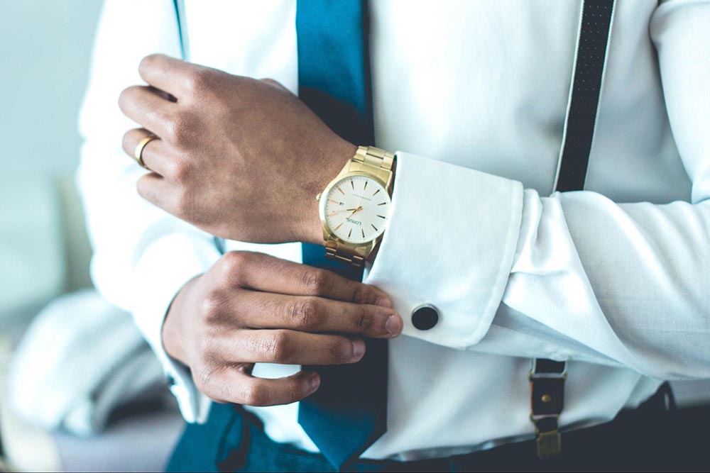 Meet the 7 Ultimate CEO Accessories that Every Entrepreneur Should Boss